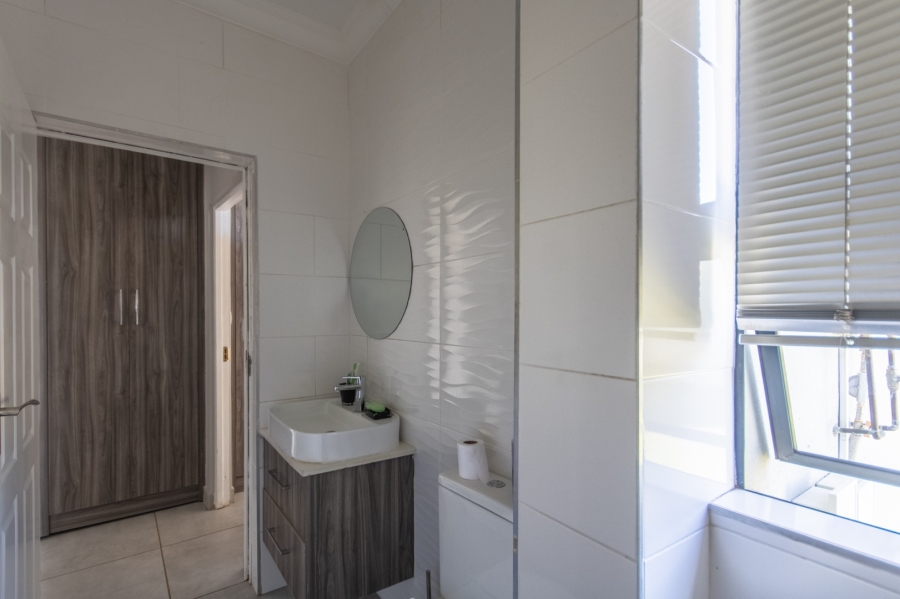 4 Bedroom Property for Sale in Melodie North West